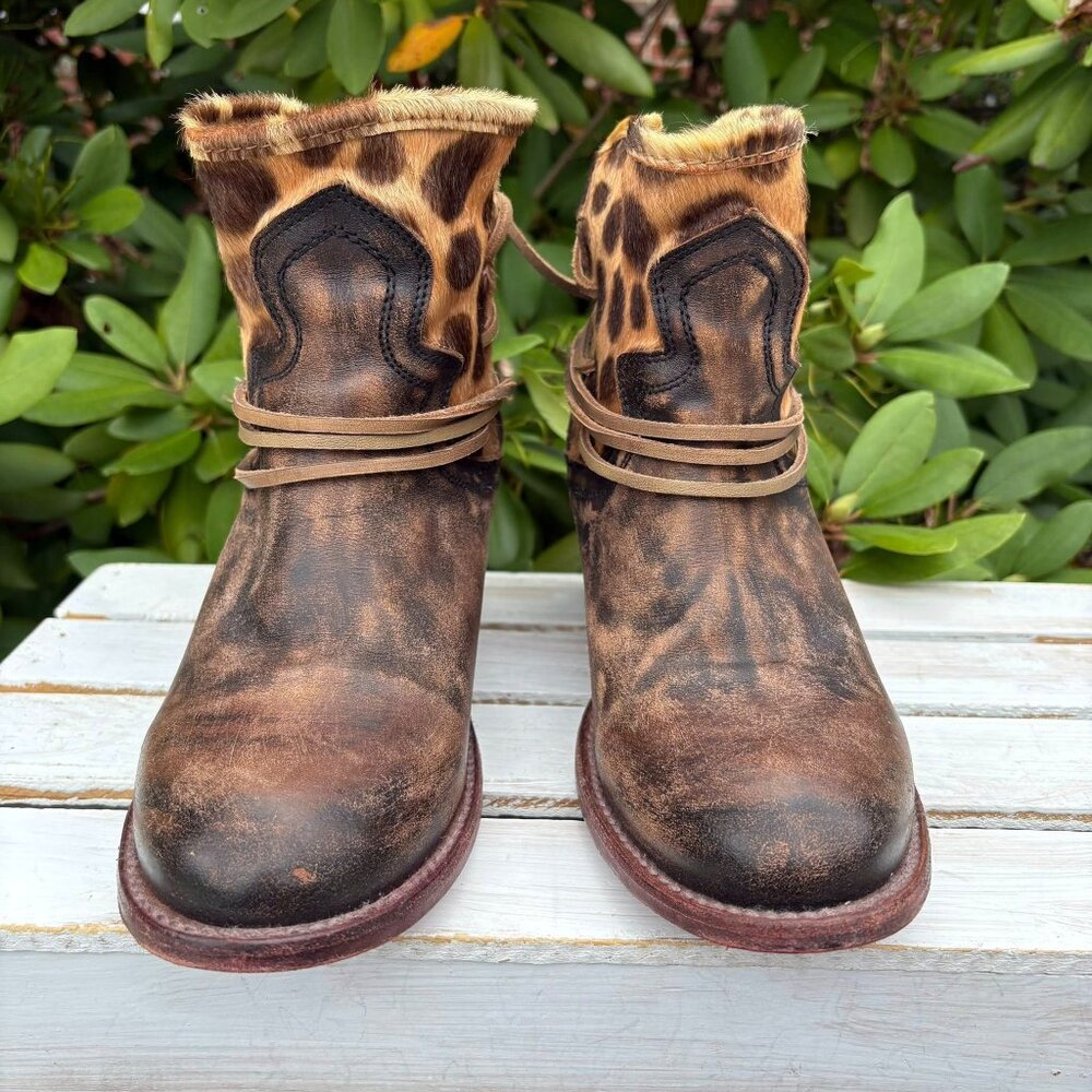 Free Bird Casey Leather Tie Booties - Size 10 - Picture 4 of 7